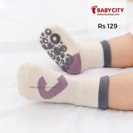 Baby / Toddler Antiskid Floor Middle Socks - White / 0-12 Month